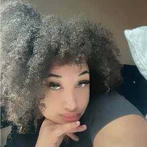 Meet your Posher, Kylie